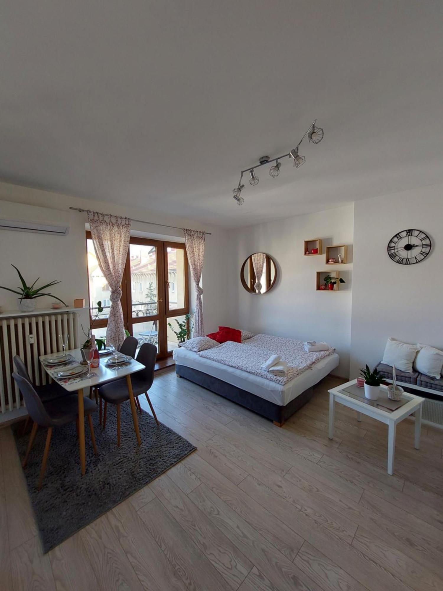Emily Apartment Košice Quarto foto